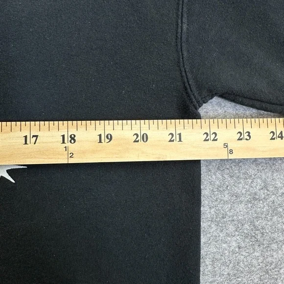 Sanrio Kuromi Black Fleece Sweatshirt Women's L Pink Heart Skull Kawaii Anime - Picture 5 of 6